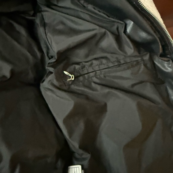 LAMARQUE Women's Black Down Puffer Jacket - Picture 14 of 16